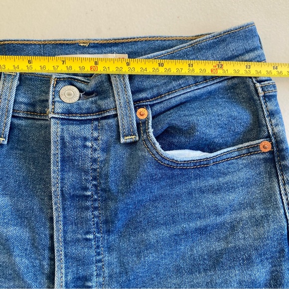Levi's Jeans Women 28 Ribcage Bootcut Blue Button Fly High Rise Flare Stretch - Picture 9 of 10